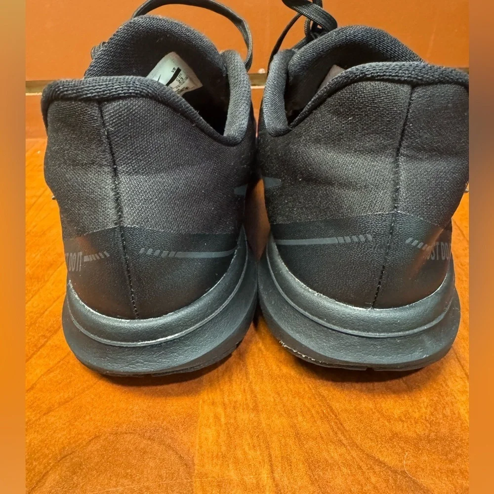Nike Black Sneakers